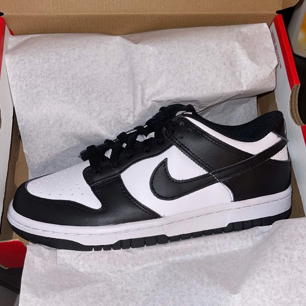 NIKE DUNK LOW GS 'BLACK WHITE'
